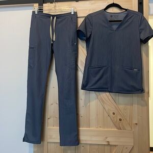 Like New ! Denim-like color XS Figs set